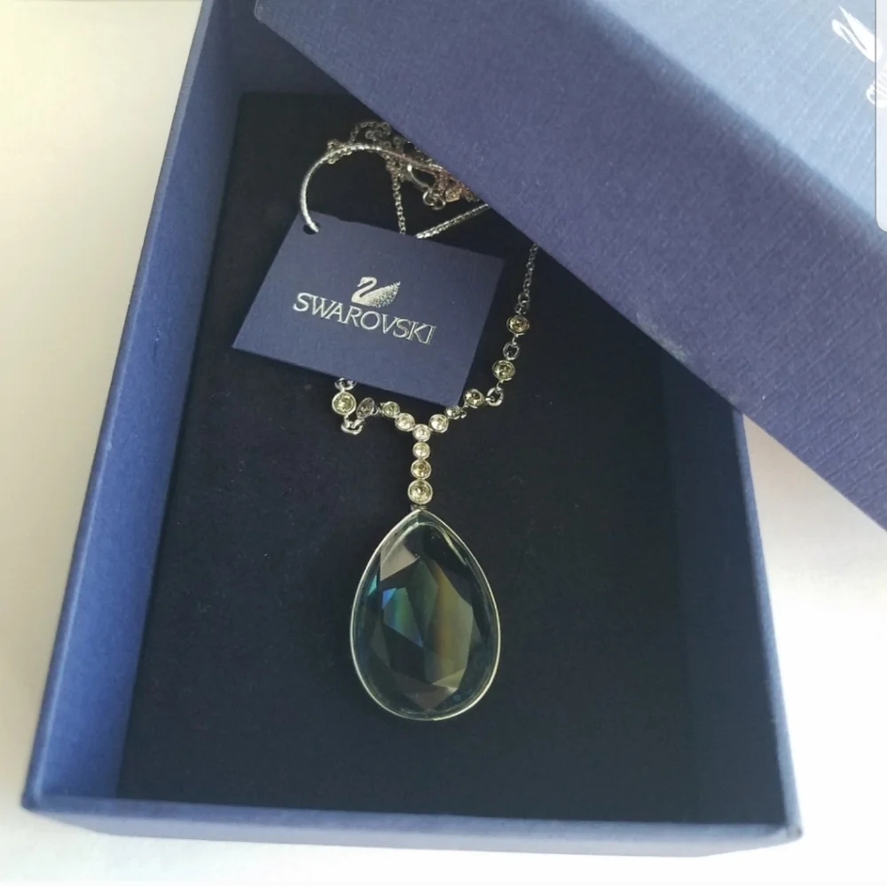 AUTHENTIC Swarovski Montana Blue Meringue Large Teardrop Necklace NIB